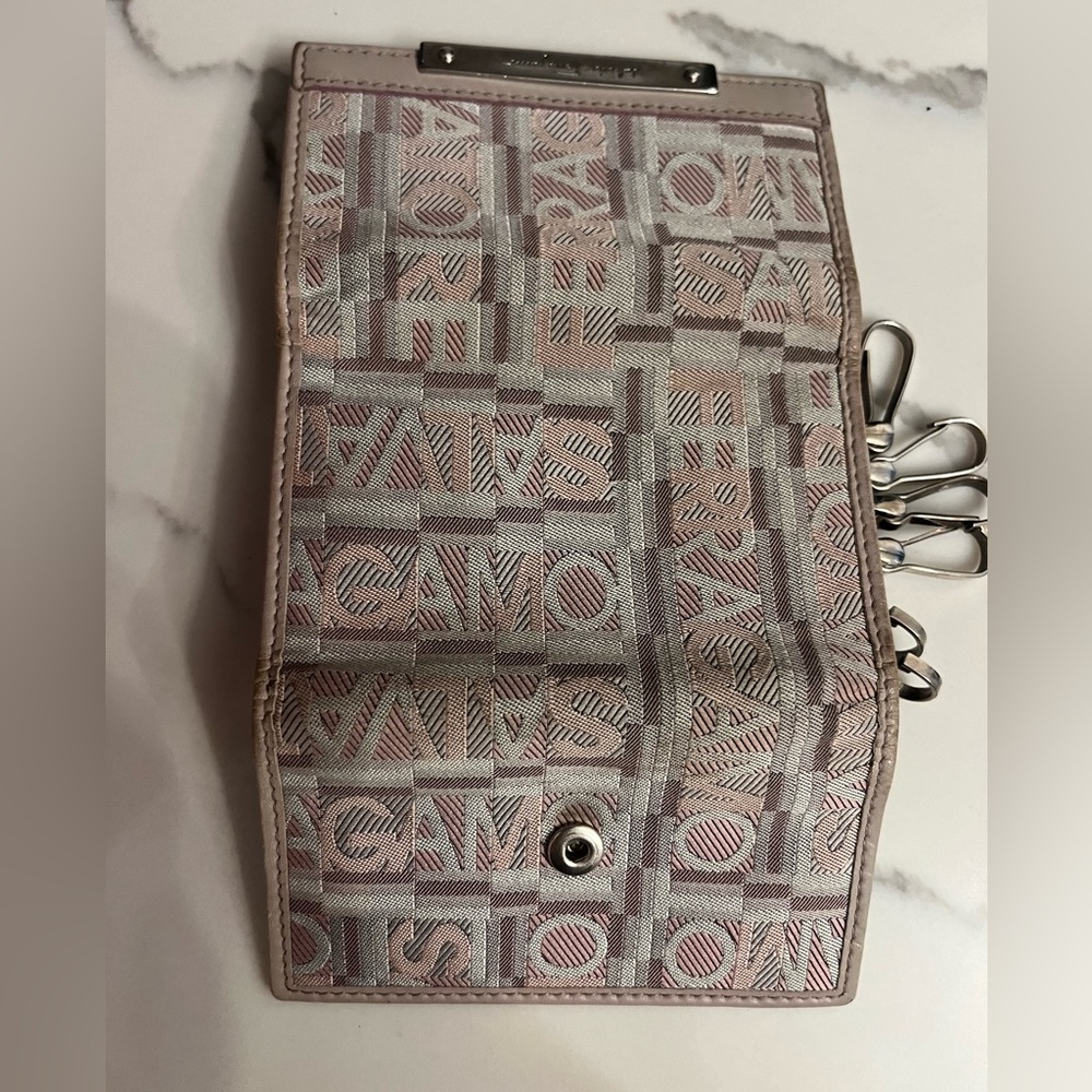 FERRAGAMO KEY HOLDER - MONOGRAMMED CANVAS - Picture 6 of 12